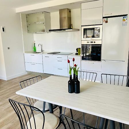 Delux Apartament ซาลอว์ ภายนอก รูปภาพ