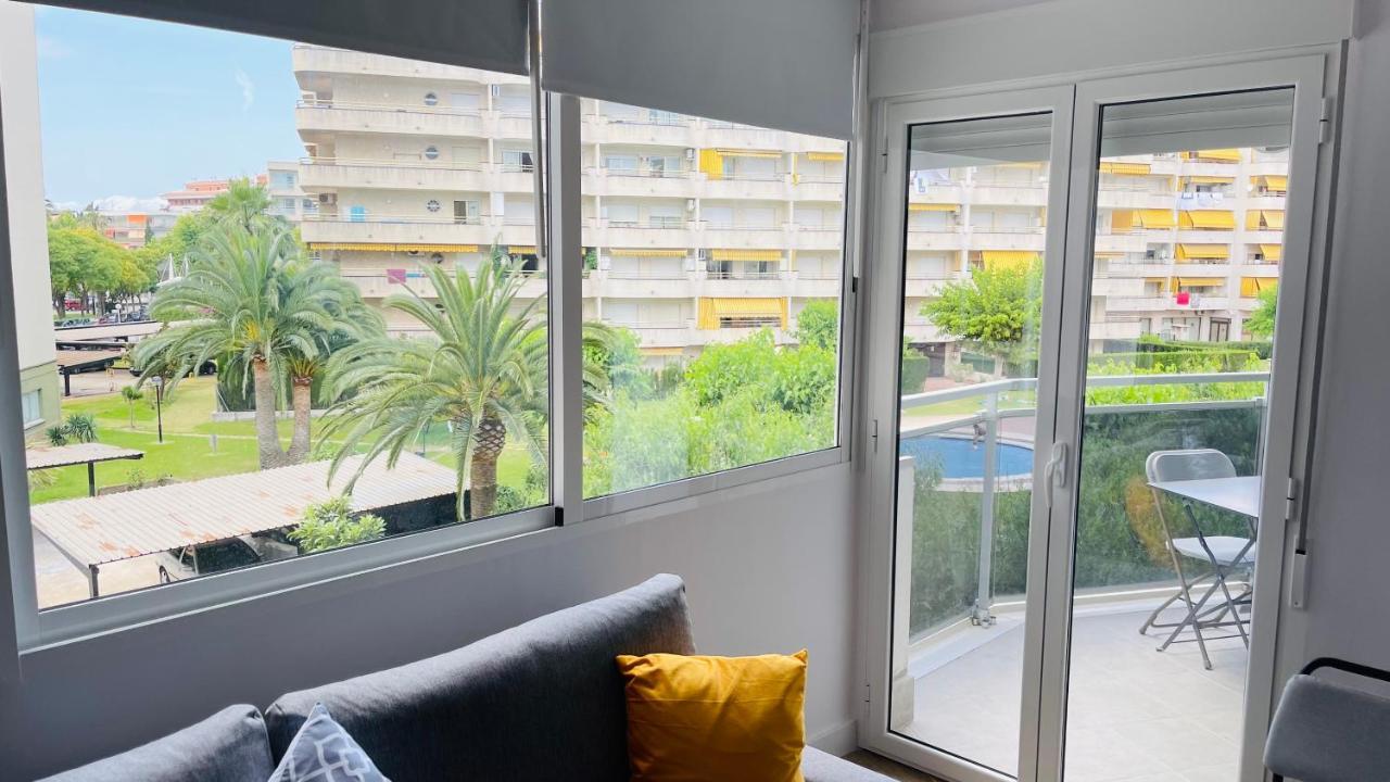 Delux Apartament ซาลอว์ ภายนอก รูปภาพ