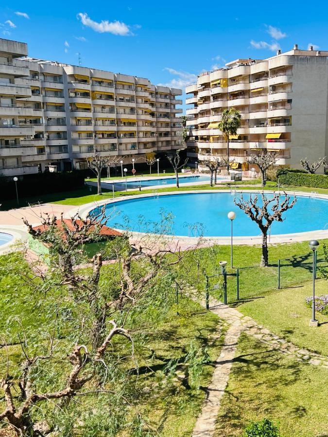 Delux Apartament ซาลอว์ ภายนอก รูปภาพ